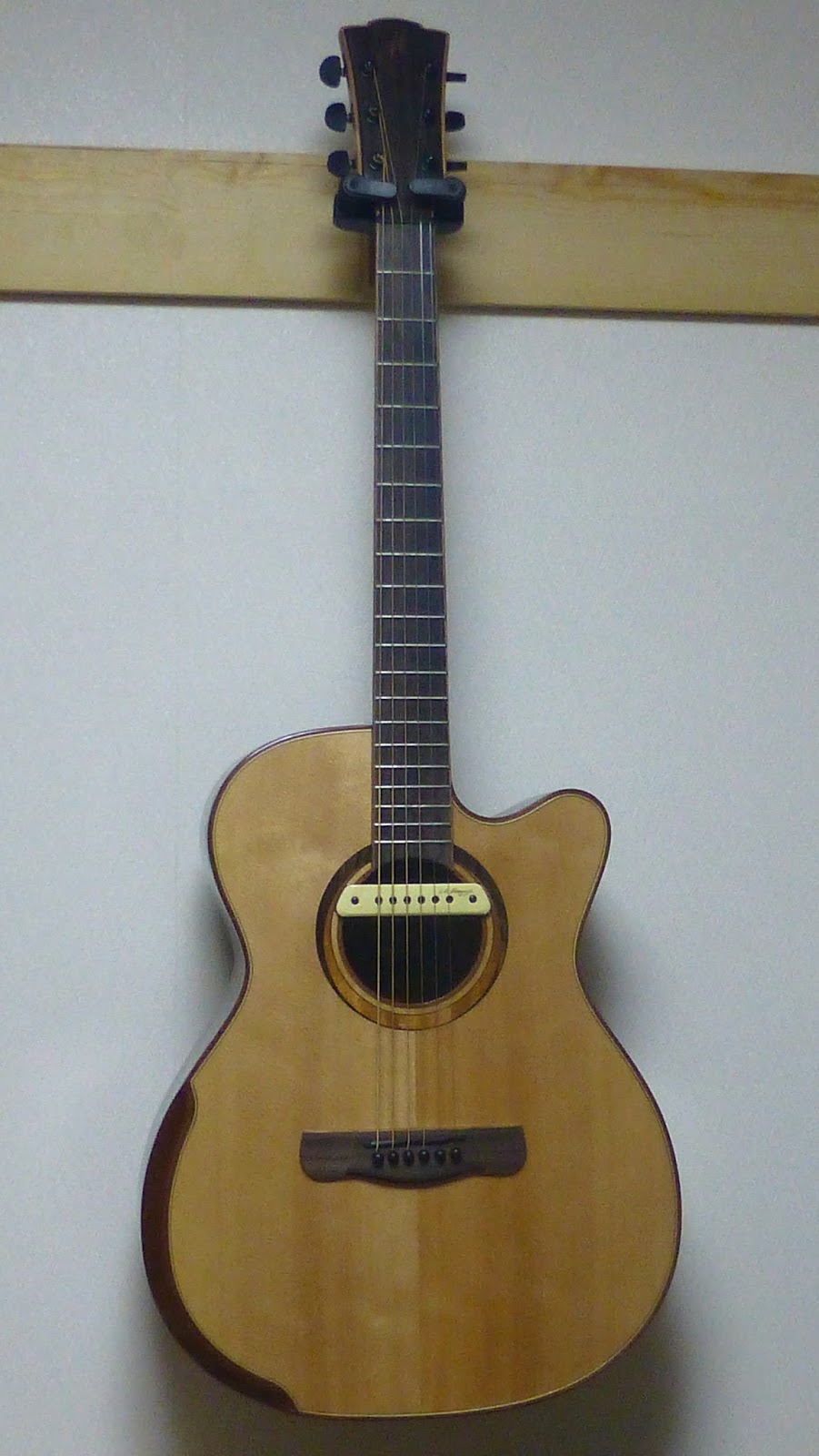 Merida  ギター