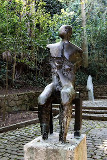 Parque%2Bda%2BCatacumba%2B-%2Bescultura%2BHomem%2BSentado%252C%2Bde%2BMario%2BAgostinelli.jpg
