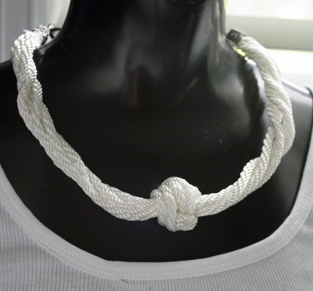 Rope necklace