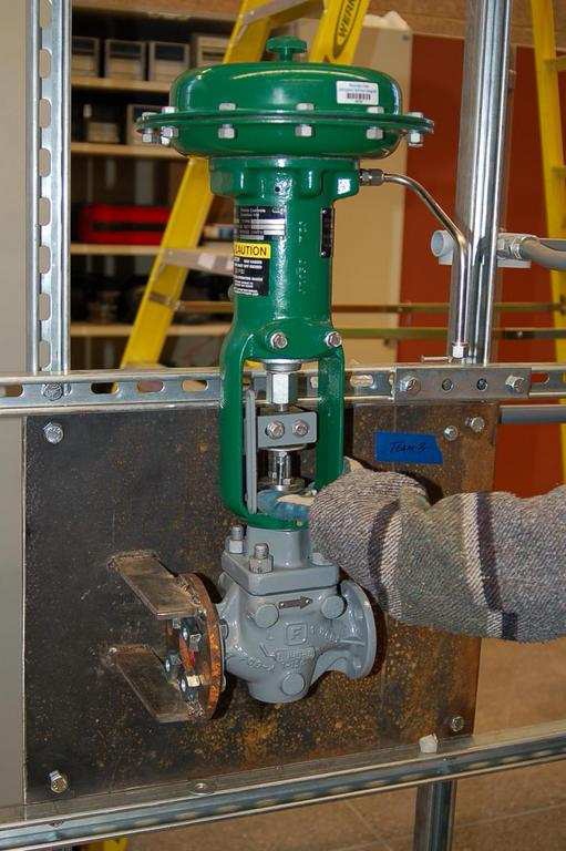 Industrial Instrumentation Disassembly of a SlidingStem Control Valve