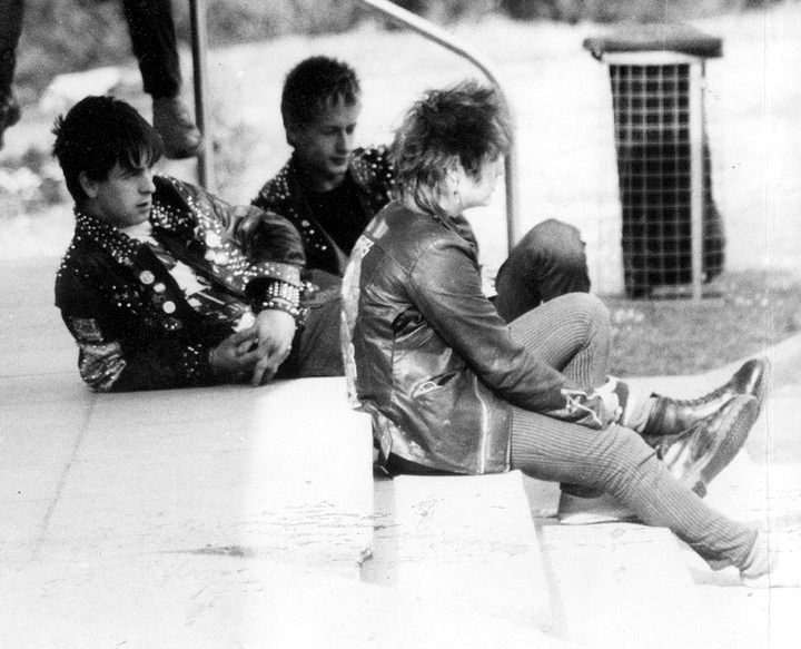 OLD, WEAK BUT ALWAYS A WANKER THE PUNK YEARS AHEADS Discography