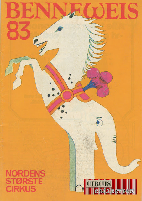 Programe papier du cirque Danois Benneweis avec en premiere page un animal moitié cheval, moitié éléphant