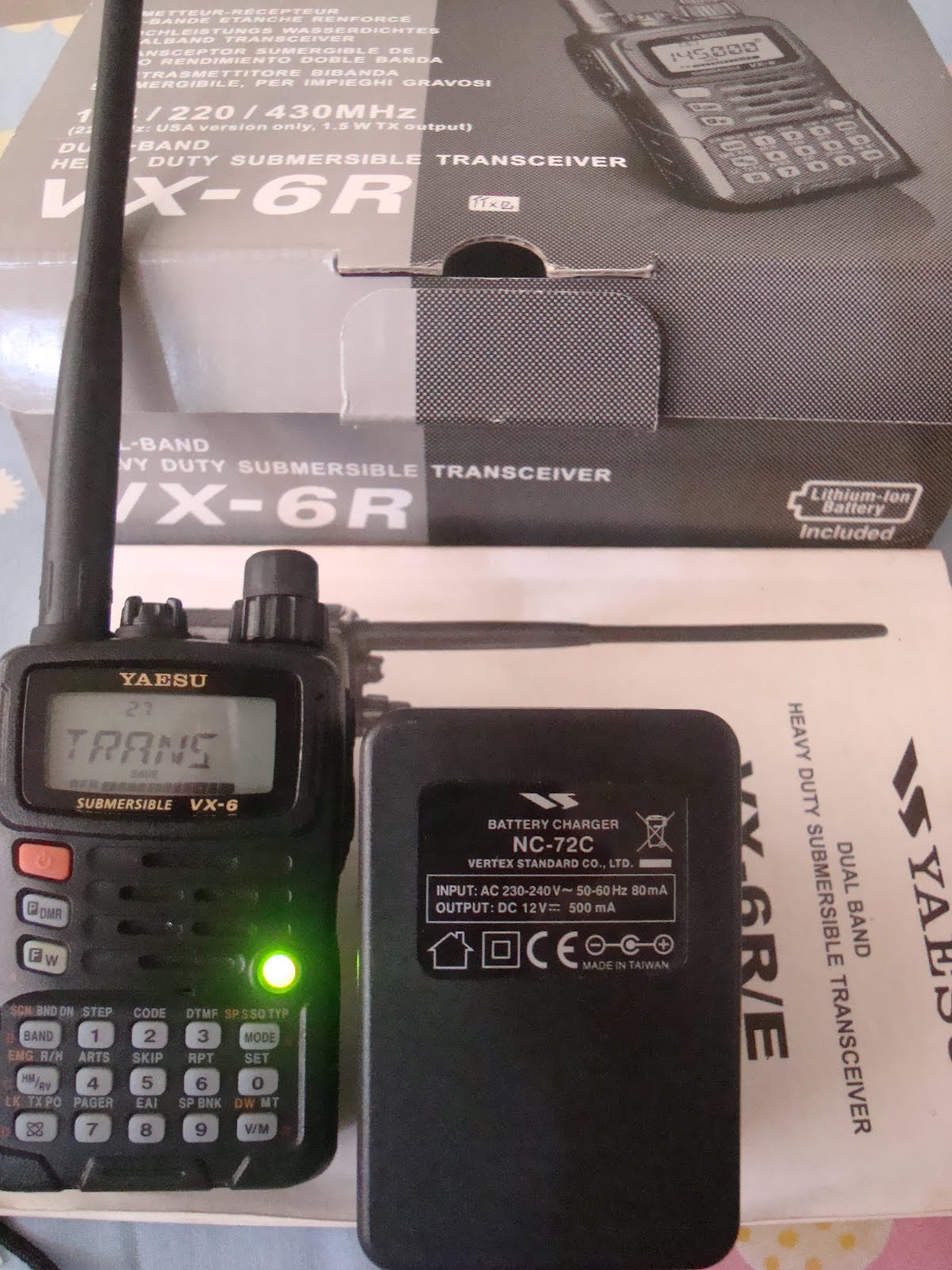 RADIO SELLER Yaesu VX 6 Submersible Transceiver (Sold )