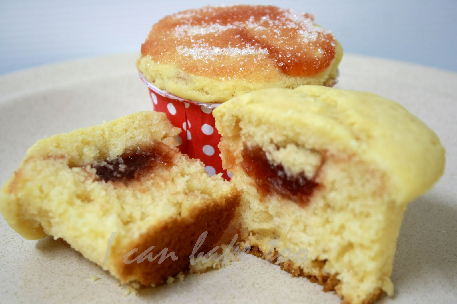 i can bake too..... Nigella Lawson’s Jam doughnut muffins