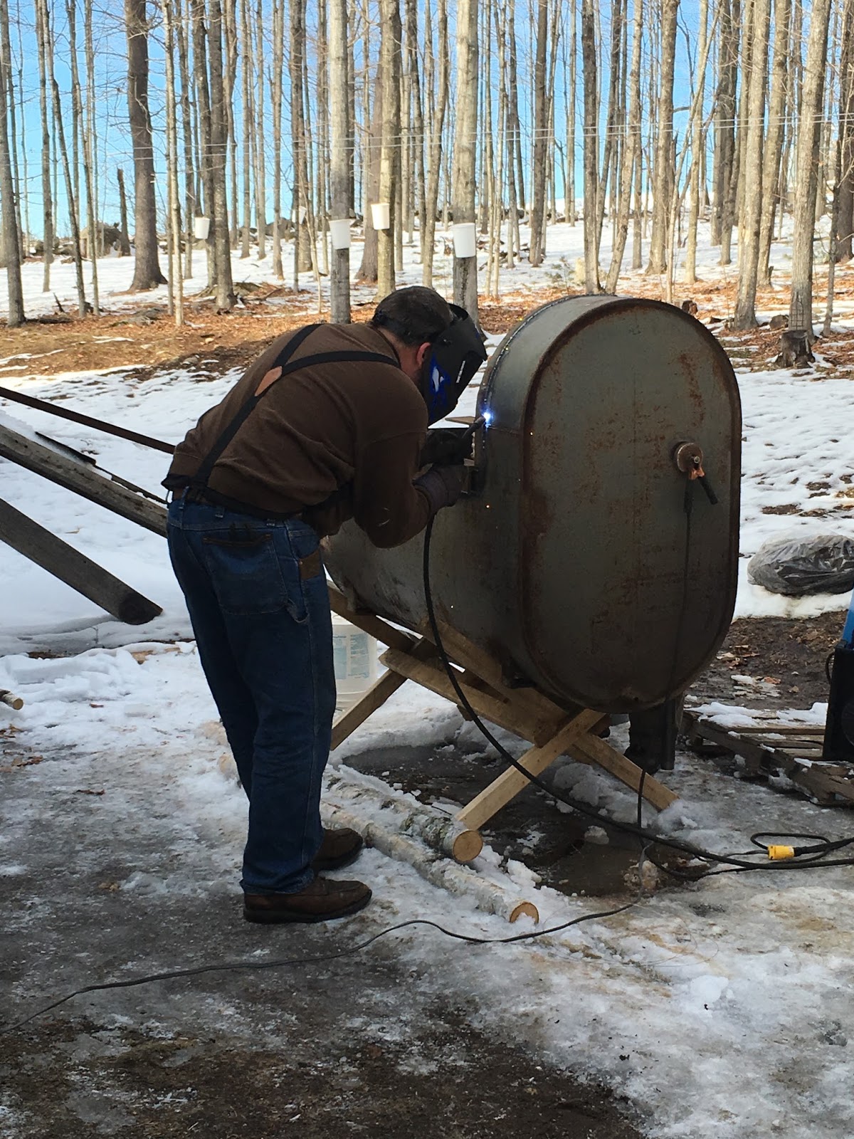 Sustainable ME living and growing locally From Oil tank to Sap