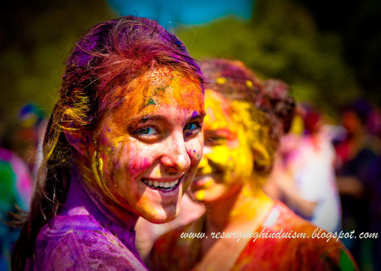 Colorful people. Праздник красок Холи в Индии. Индийский фестиваль красок Холи. Холи — Индуистский фестиваль весны. Праздник красок в Индии.