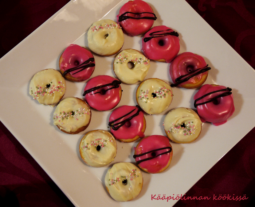 K pi linnan K kiss I Feel Just Like A Donut Superhelpot