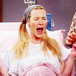 Ça fait un peu mal quand même Phoebe Friends Douleur Accouchement