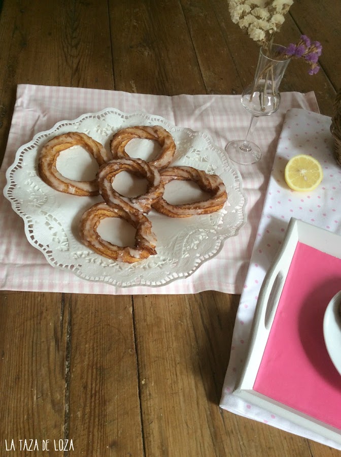 crullers-sobre-bandeja