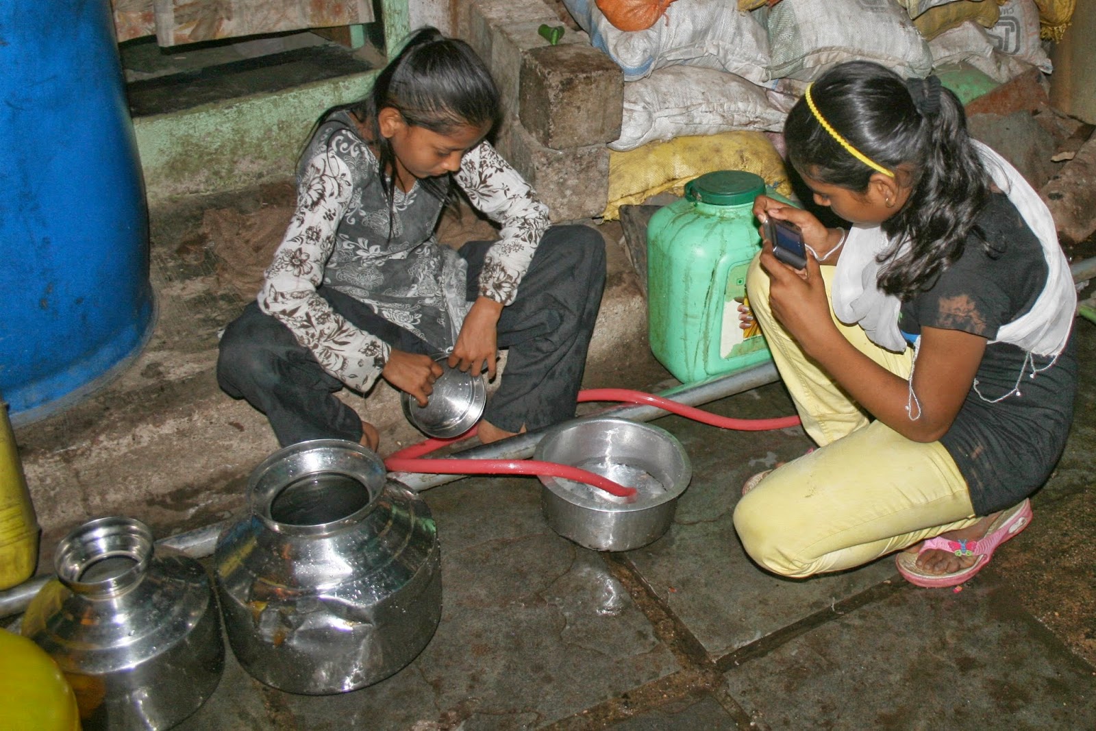 Mumbai Slum Girls Innovating Where Governments Cant And