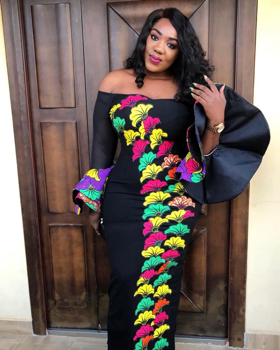 Model Robes Wax vlr.eng.br