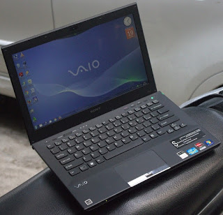 Laptop Design SONY VAIO VPCSA25GG Core i7 Bekas