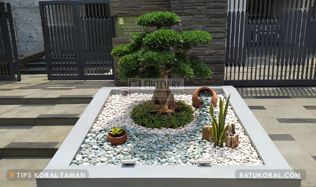 Cara Memasang Batu Koral Tabur Untuk Taman Yang Tepat ~ JUAL BATU ALAM