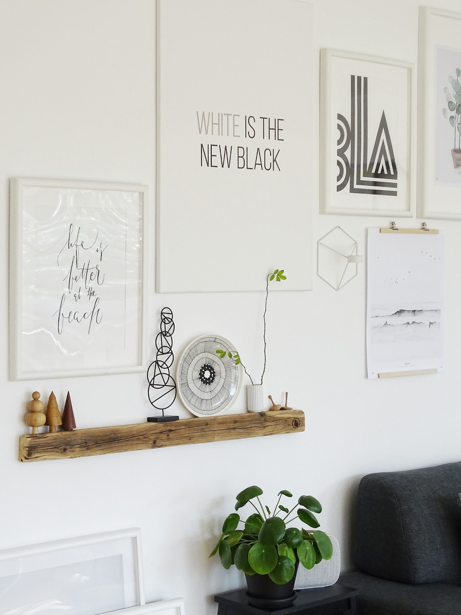 Deko-Ideen für Regale, Sideboards und Co - Mitmachaktion 'Me, mySHELF and I - Das Shelfie-Selfie - https://mammilade.blogspot.de Deko-Ideen für Regale, Sideboards und Co - Mitmachaktion 'Me, mySHELF and I - Das Shelfie-Selfie - https://mammilade.blogspot.de