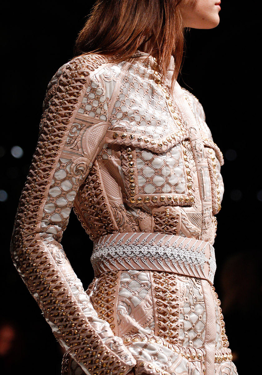 ANDREA JANKE Finest Accessories: 'Must-Haves' by BALMAIN Fall/Winter ...