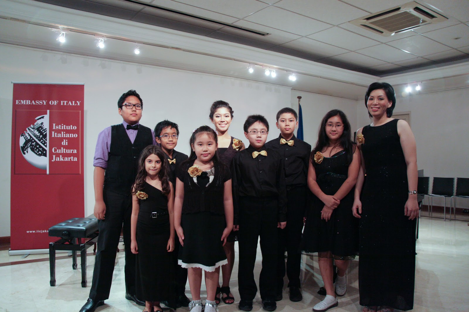 PIANO ENSEMBLES: DAN BILAH BILAH NADA PUN BERTABUR EMAS
