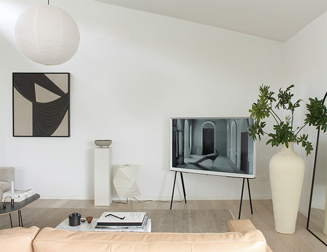 Living Room Update with the Samsung Serif TV