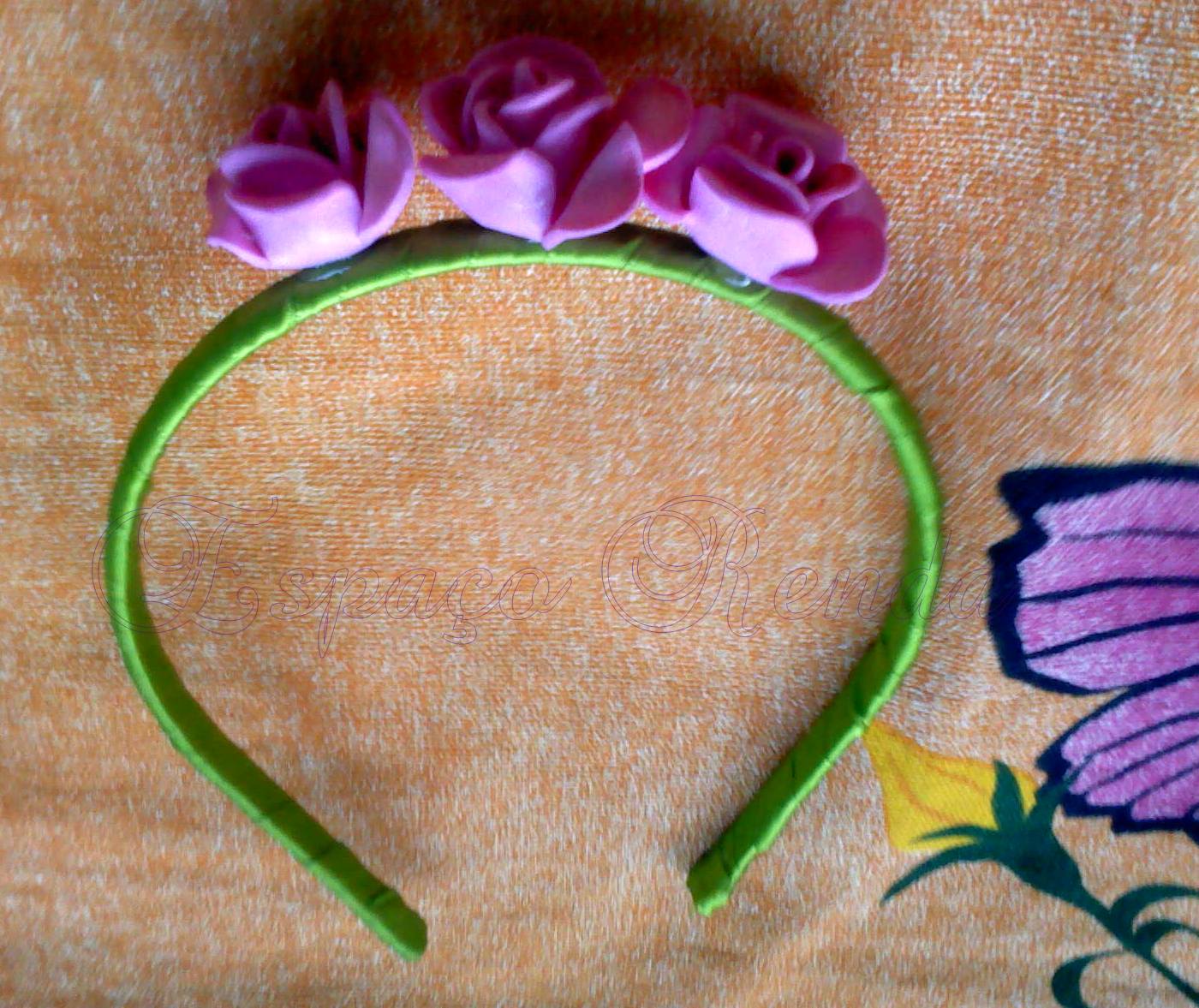 Flores em EVA para tiaras