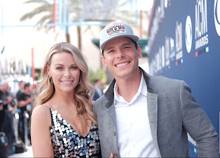 Granger Smith Height, Weight, Age, Biography, Wiki, Wife, Net Worth