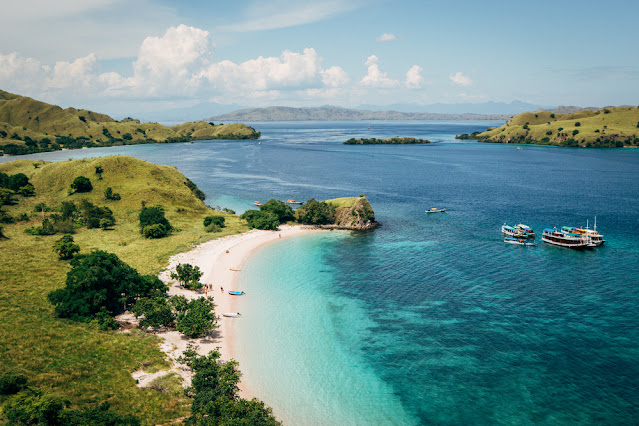 Interesting Information About Pink Beach Labuan Bajo