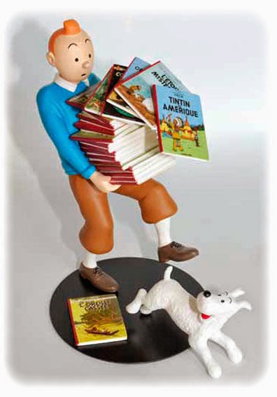 Estatua Tintin y los albumes