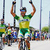 Campeão de ciclismo bem que poderia carregar a tocha olímpica