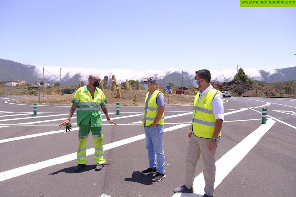 El Cabildo transforma la rotonda de la recta de Padrón en una turboglorieta