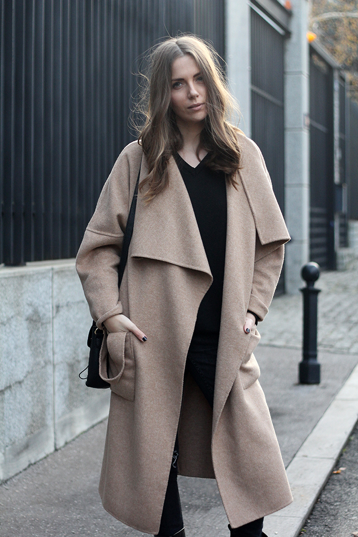 Fashion and style: Long wool coat