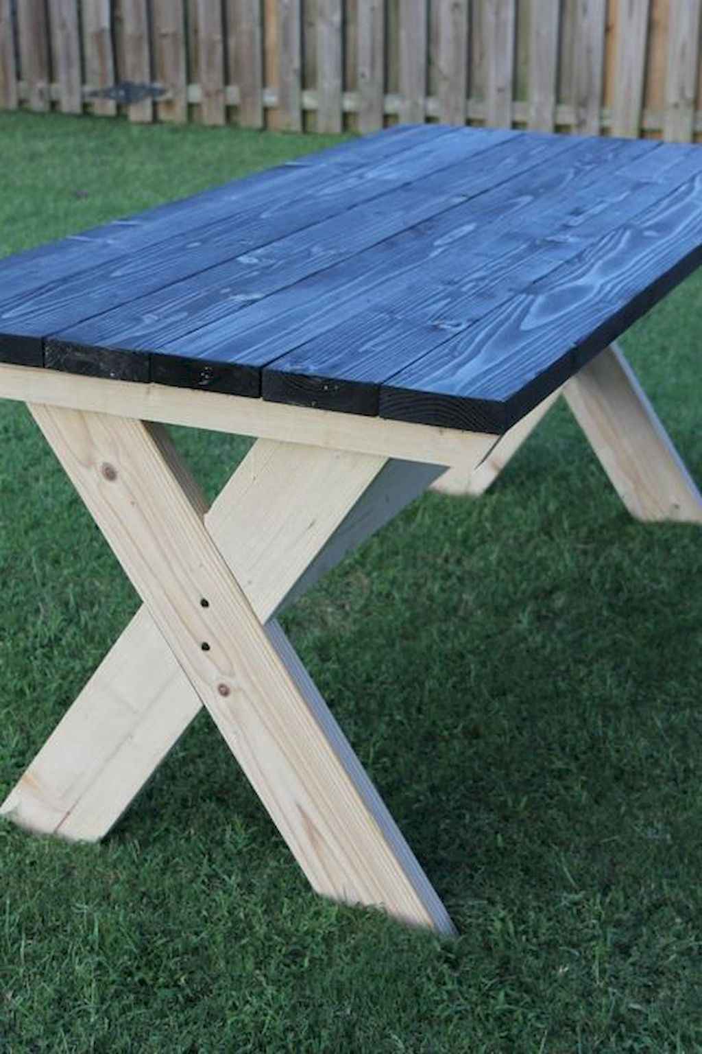 30+ Rustic Outdoor Patio Table Design Ideas DIY on a Budget Bedroomm002