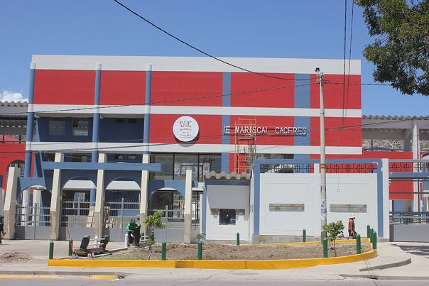Escuela MARISCAL CACERES - Ayacucho