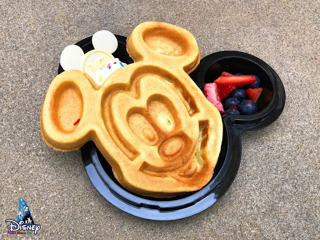 香港迪士尼樂園「15週年奇妙慶典」版 米奇窩夫餅, Mickey Waffle - 15th Anniversary Celebration Version