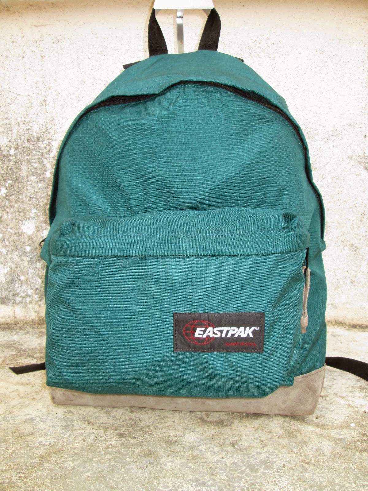 d0rayakEEbaG Vtg EASTPAK USA Leather Bagpack