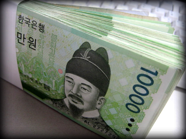 Корейские деньги на русские