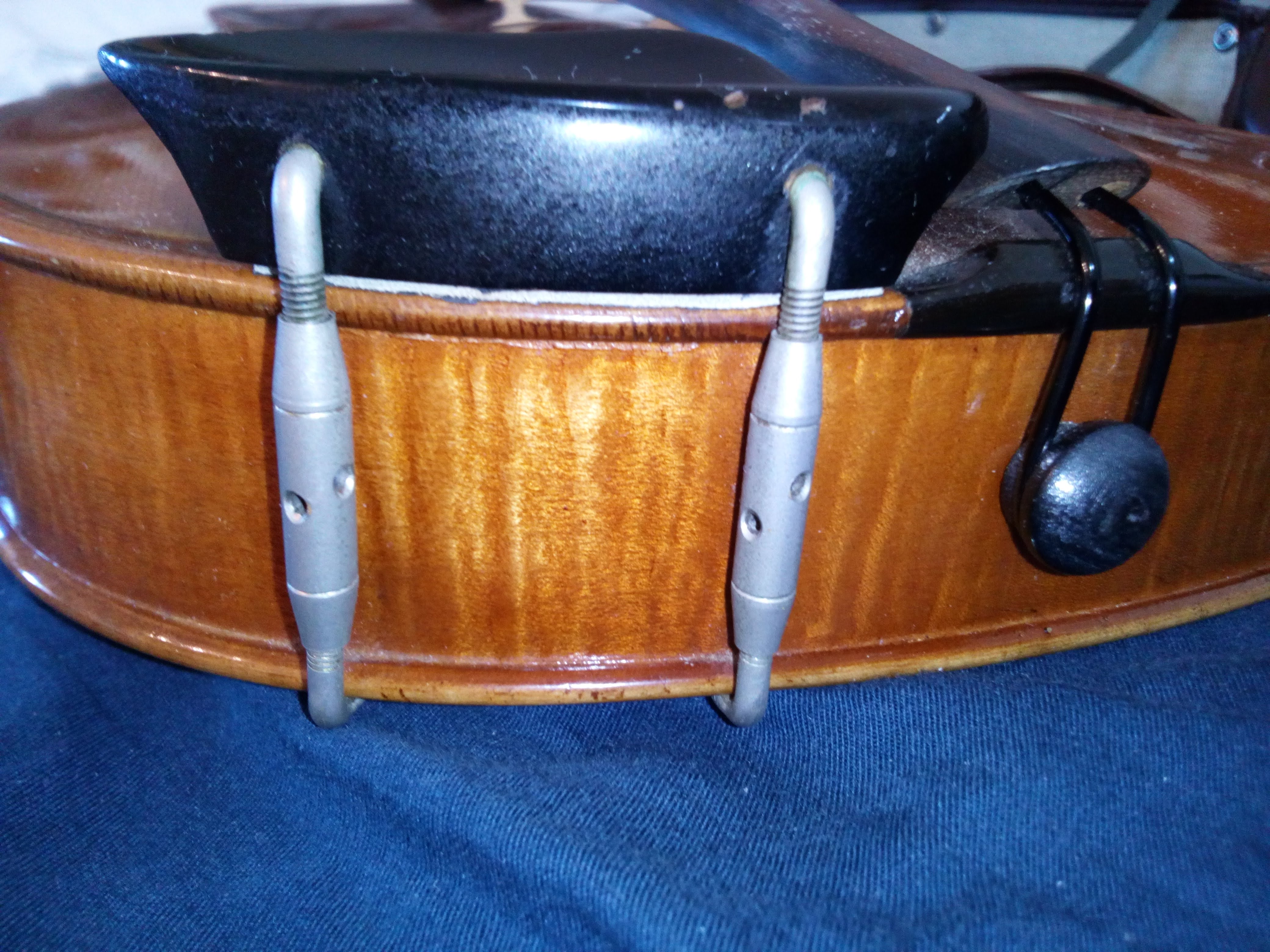 RandomWalkJapan バイオリンのあご当て交換 Violin Chin Rest Replacement