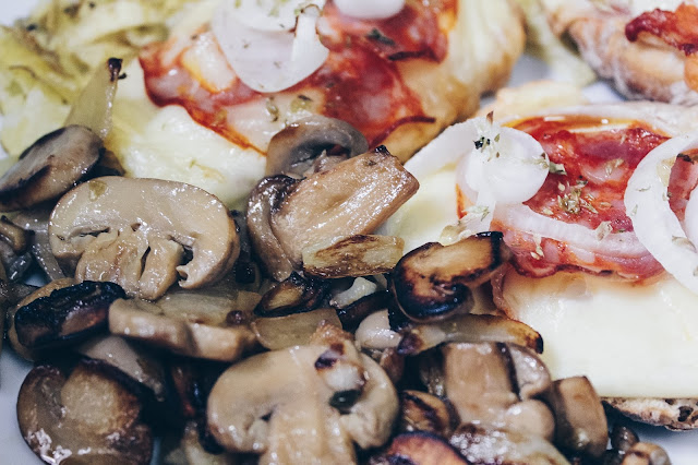 Pizza bread