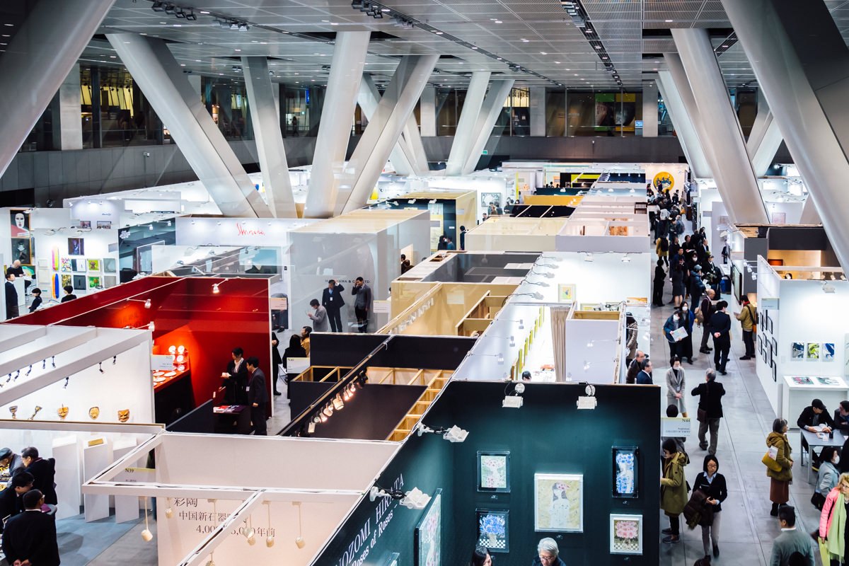 AT・旅兒鳥 【3月】集結160個攤位，日本最大規模的國際藝術展「ART FAIR TOKYO」歸來／東京