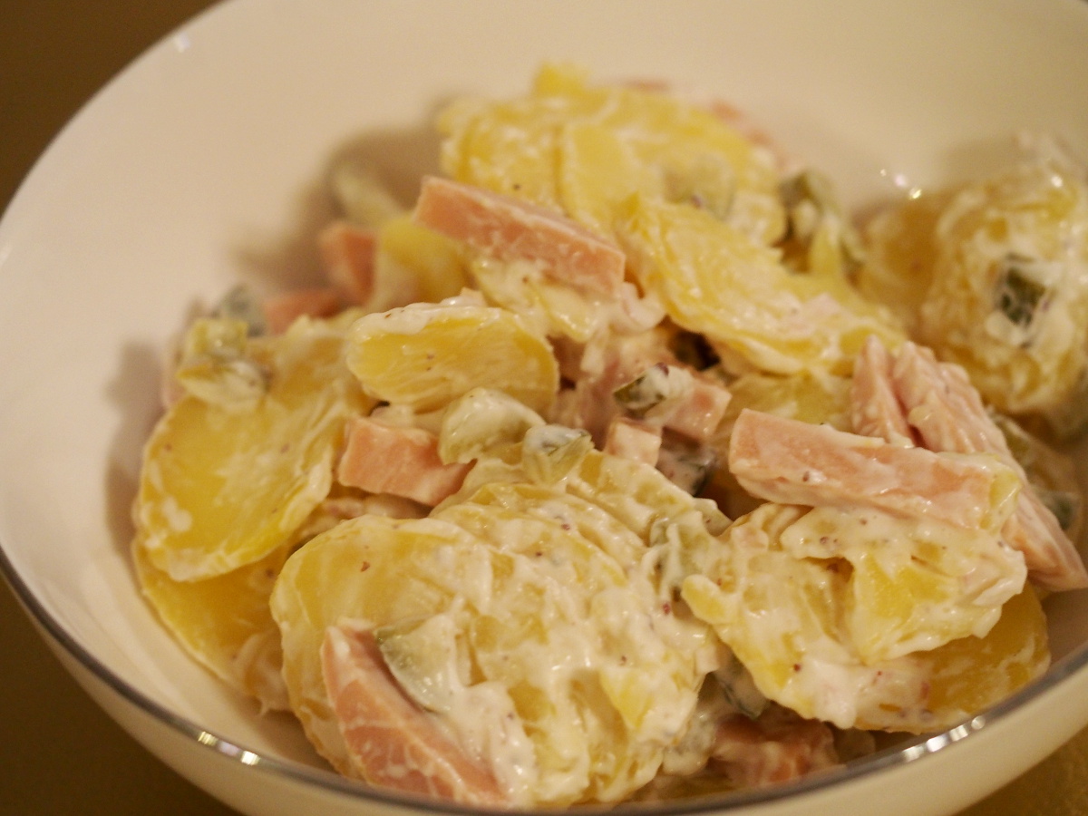 Kartoffelsalat mit &amp;quot;Fleischwurst&amp;quot; und Gürkchen (6 Portionen)