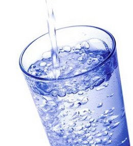 Minum Air Sejuk Boleh Jaga Kesihatan