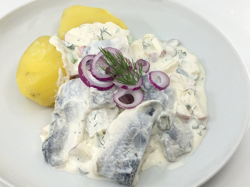 Lecker Bentos und mehr Marinierte Heringe mit Pellkartoffeln