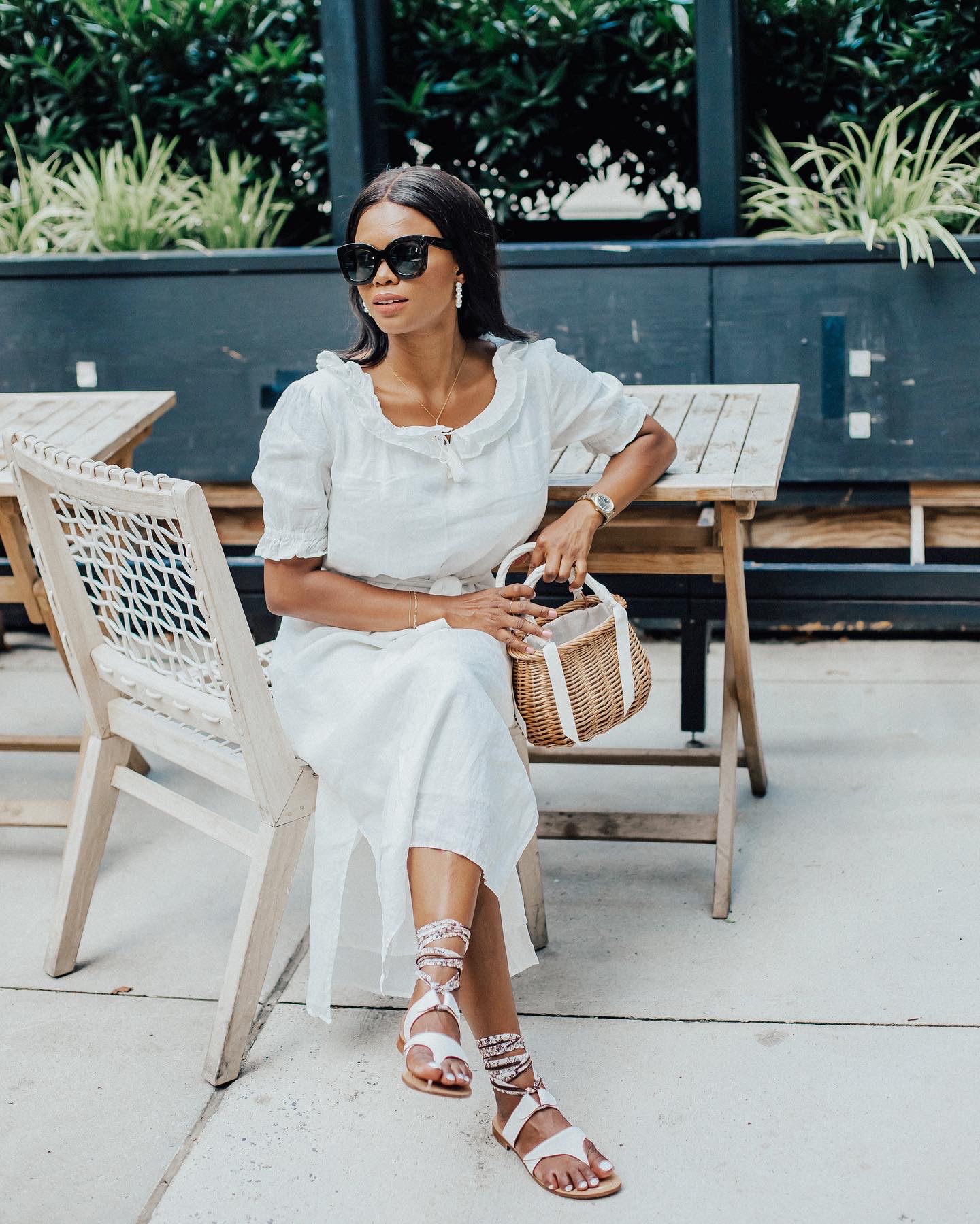 DadouChic Best Necklines For Large Bust Square Neckline