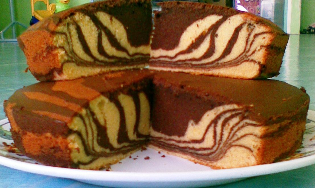 From Bakery 2 Embroidery: Kek Marble