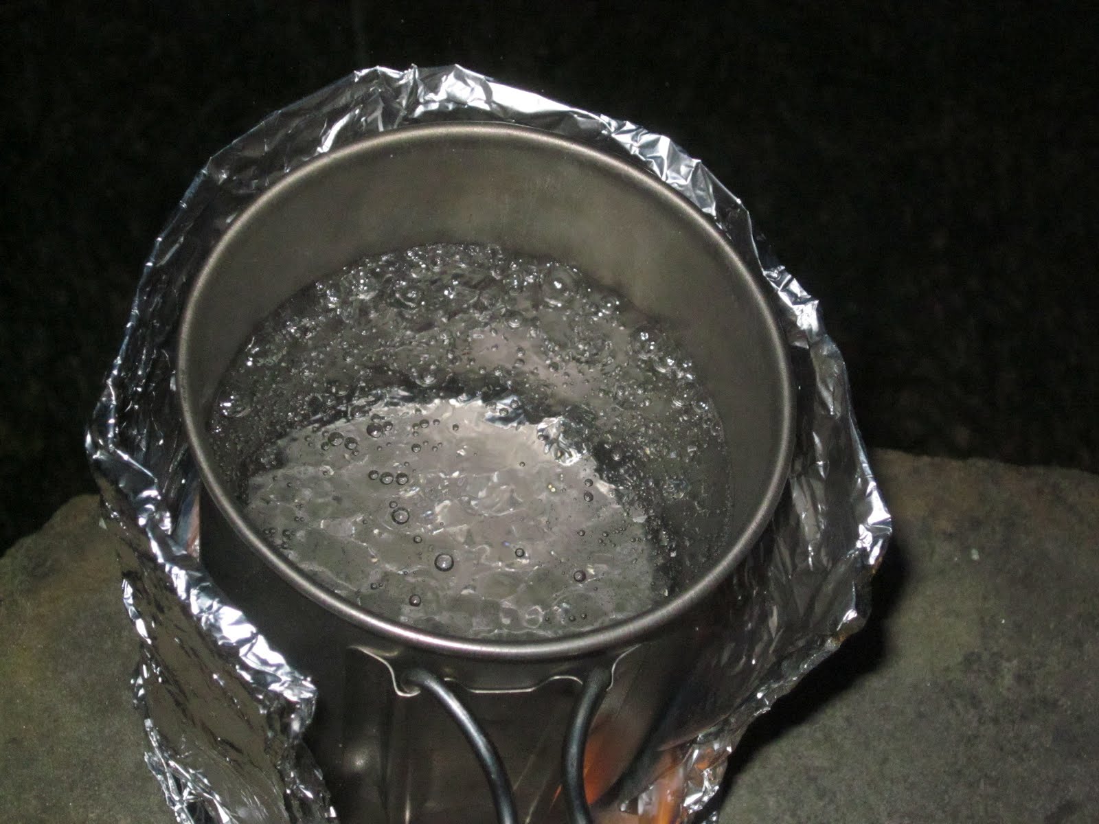 Traditional "Know How" Cat Can Home made backpacking stove