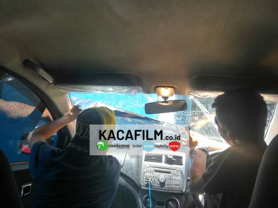 Tempat Pasang Kaca Film Mobil Kijang Kapsul Cipayung