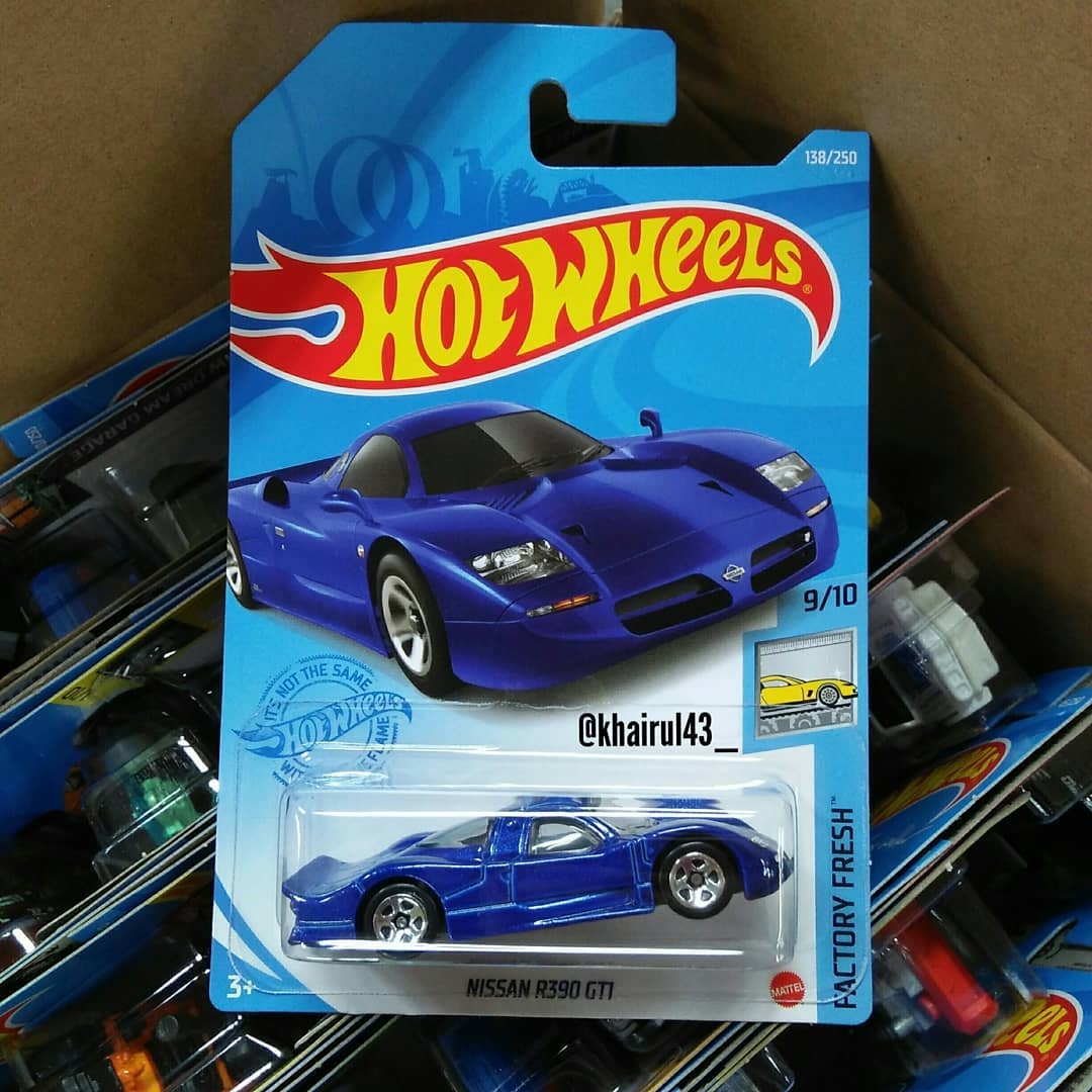 Nissan gt r gt1
