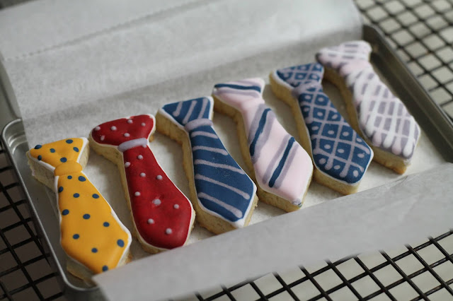 Neckties cookies @www.thecookiecouture.com