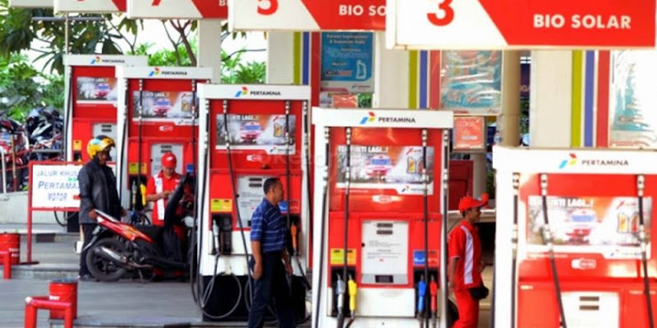 Ini Penjelasan Pertamina Terhadap Kesamaan Warna Bensin Pertamax dan Pertalite