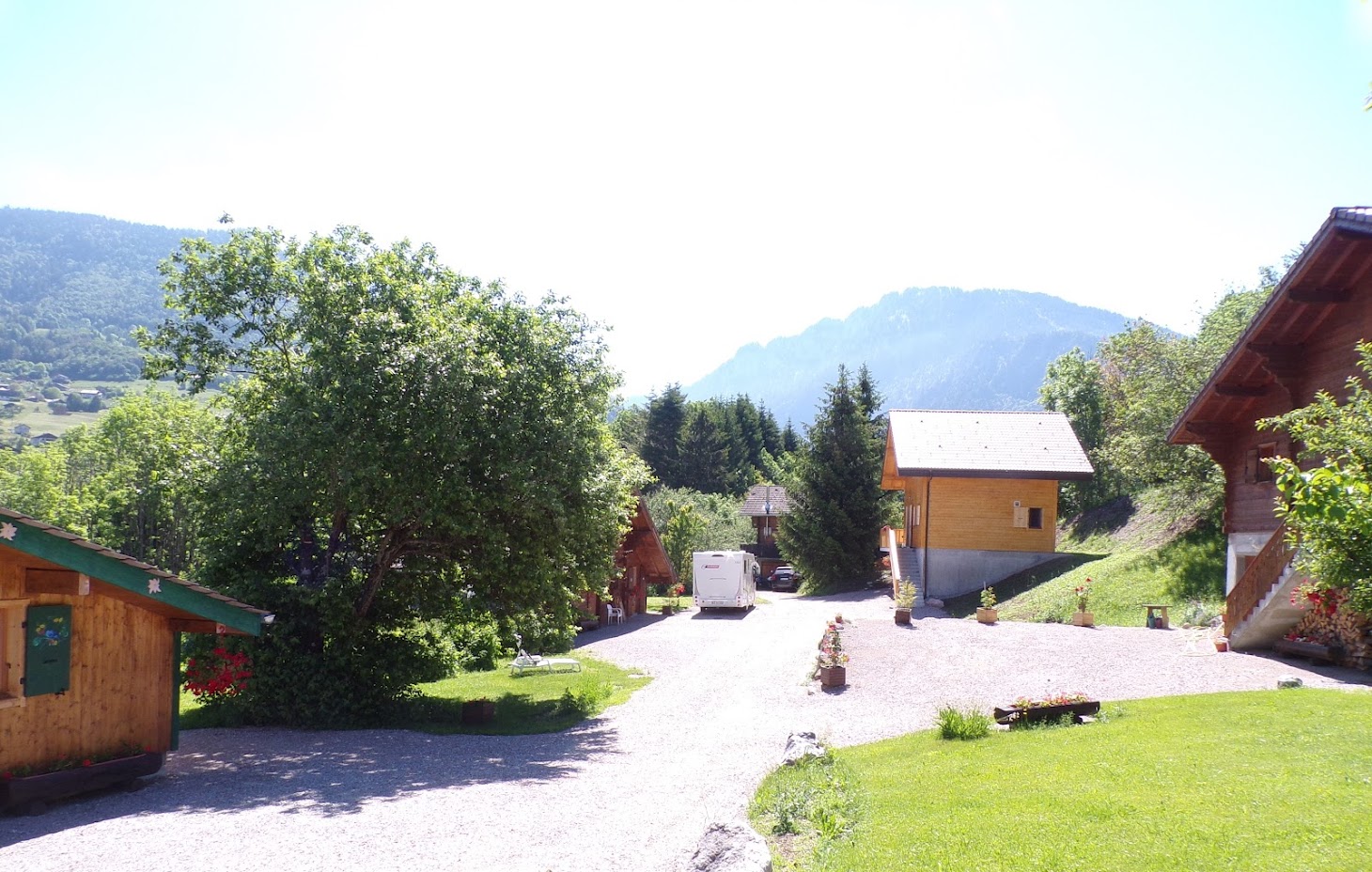 VUE DE L'ENSEMBLE DE LA PROPRIÉTÉ