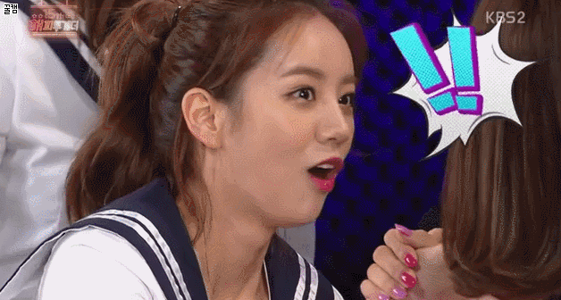 아이돌계의 팔씨름왕.gif