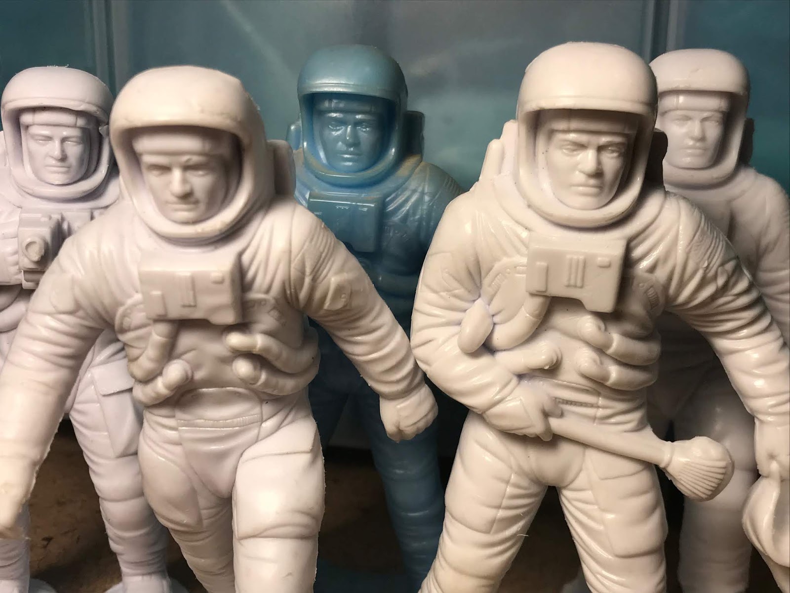 Space Garage Marx Toys 6 Inch Apollo Astronauts (1970) with Blue
