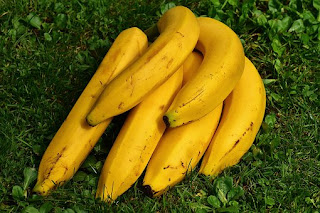 Health Tips, केला खाने के 17 बेहतरीन फायदे, banana health benefits, केला खाने के फायदे